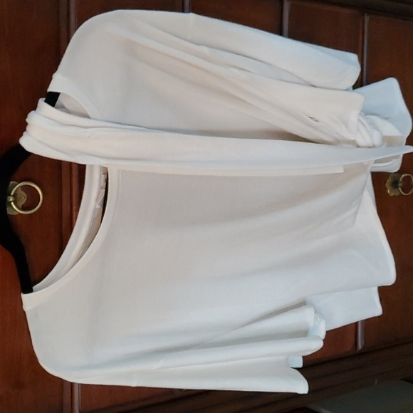 NWOT Gap Wrap Top - Picture 3 of 3